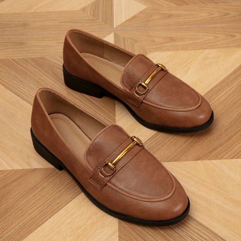 Brown Classic Loafers Gold Hardware Women’s Size 8